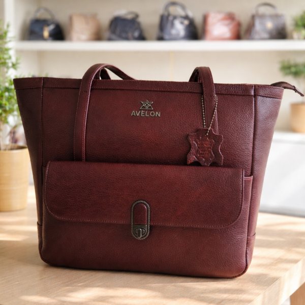 Avelon Heritage Luxe Carryall Tote